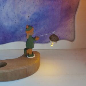 Steker kindje met lampion